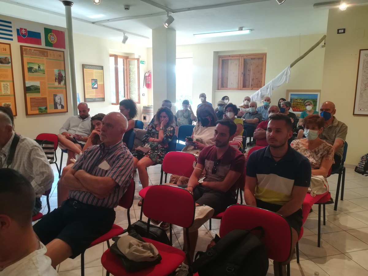 Foto presentazione libro Molise Criminale